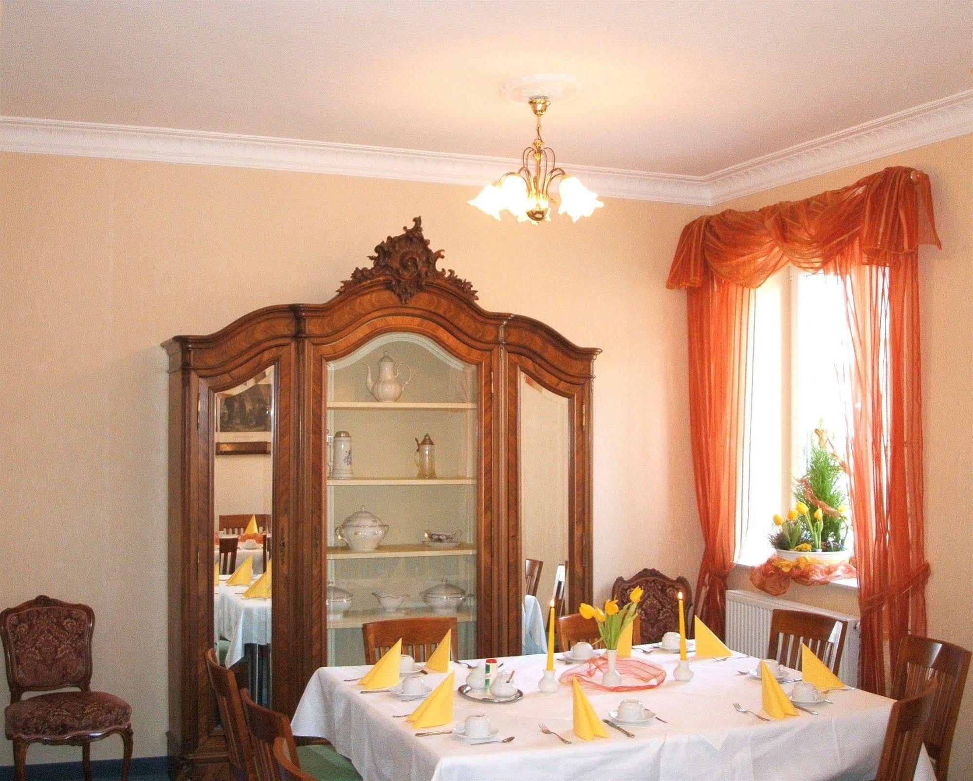 Hotel Germersheimer Hof Экстерьер фото